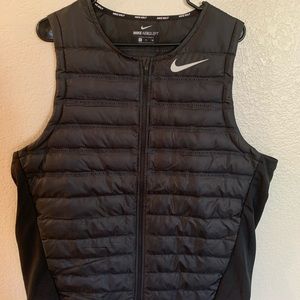 Nike Aeroloft Vest for golf NWOT!